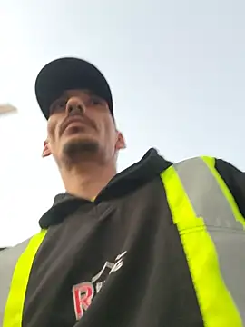 Matthew_204: διαδικτυακό σόου στην κάμερα