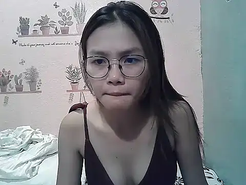 ClassyCrushpinay Live XXX Chat