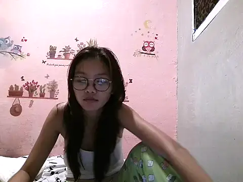 ClassyCrushpinay's Live XXX Chat