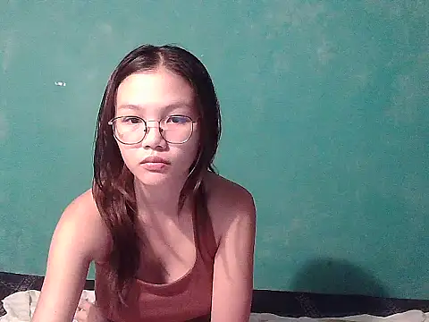 ClassyCrushpinay's Live XXX Chat