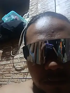 Nietzz webcam show