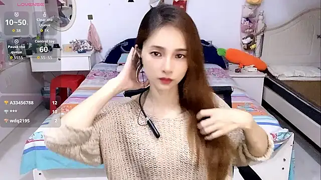 Chat +18 de miaomiao-99 ao vivo