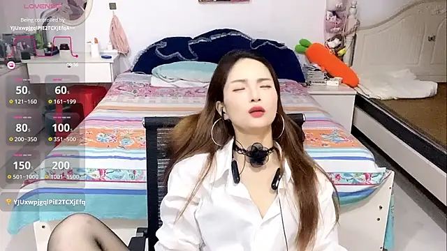 XXX chat uživo modela miaomiao-99