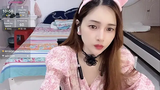 Chat +18 de miaomiao-99 ao vivo