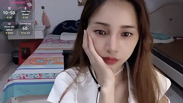 miaomiao-99's Live XXX Chat
