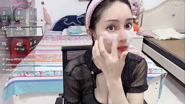 XXX chat uživo modela miaomiao-99
