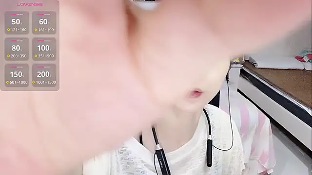 miaomiao-99's Live XXX Chat