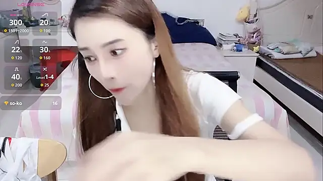 miaomiao-99's Live XXX Chat