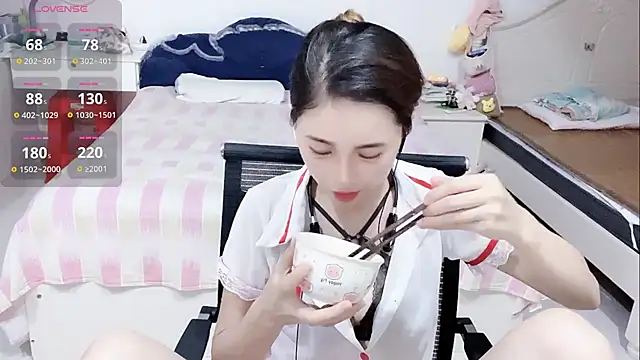 miaomiao-99 XXX чат на живо