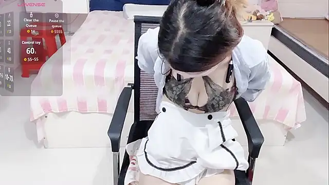 Živý XXX chat miaomiao-99
