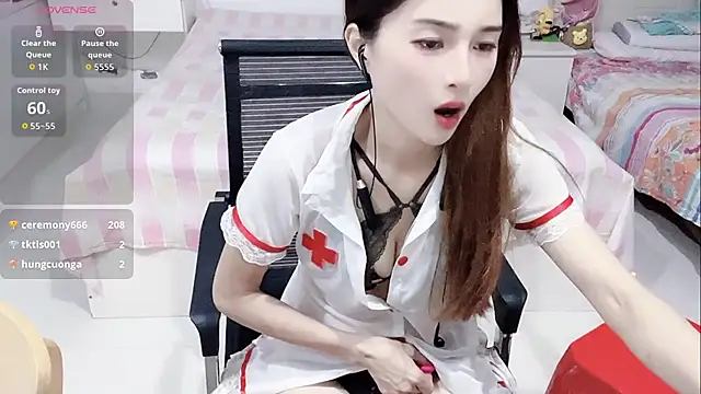 miaomiao-99 Adlı Modelin Canlı XXX Sohbeti