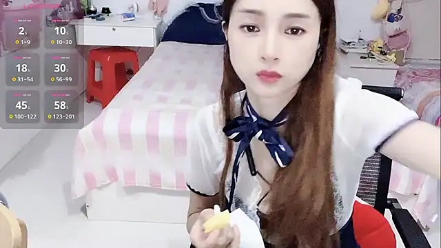 miaomiao-99 Adlı Modelin Canlı XXX Sohbeti
