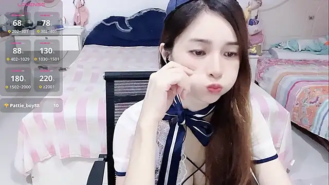 miaomiao-99's Live XXX Chat