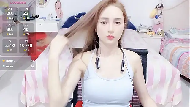 miaomiao-99's Live XXX Chat