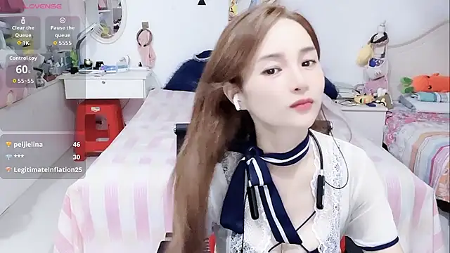 Chat +18 de miaomiao-99 ao vivo