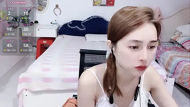 miaomiao-99 Adlı Modelin Canlı XXX Sohbeti