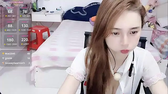 miaomiao-99 XXX чат на живо