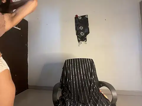 Hy_Selahh's Webcam Show