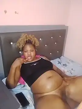 Yvone254's Live XXX Chat