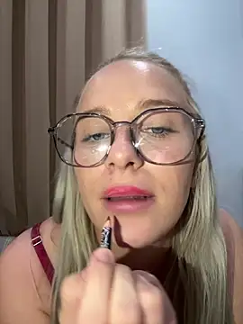 PiercedNipsandBigCock – webcam-show