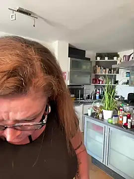 MumGabriela's Webcam Show