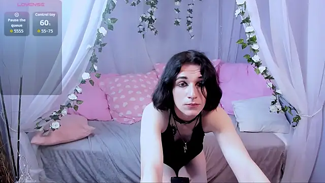MickeQuinee Webcam-Show