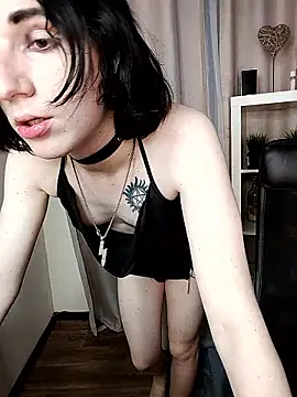 MickeQuinee Шоу с уебкамера