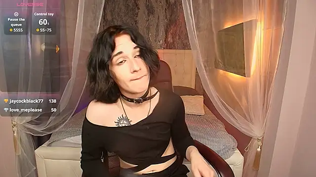 MickeQuinee's Webcam Show