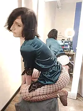 MickeQuinee's Webcam Show