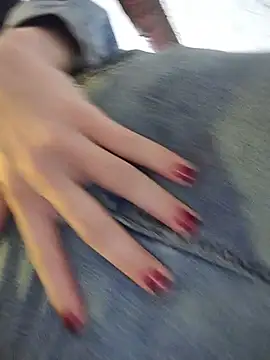 عرض كام MickeQuinee