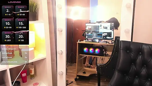MickeQuinee Webcam-Show