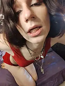 MickeQuinee's Webcam Show