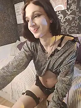 MickeQuinee webcam show