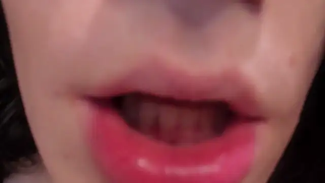 MickeQuinee Webcamshow