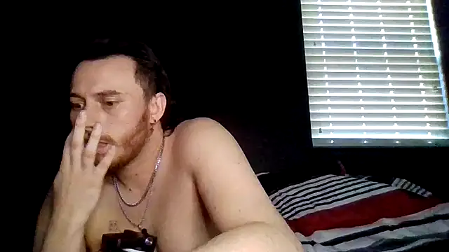 Mikecloudyhawk webcam show