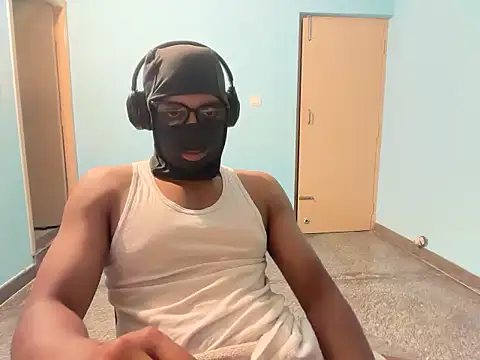 Pokazy przed kamerką – kinkslayher