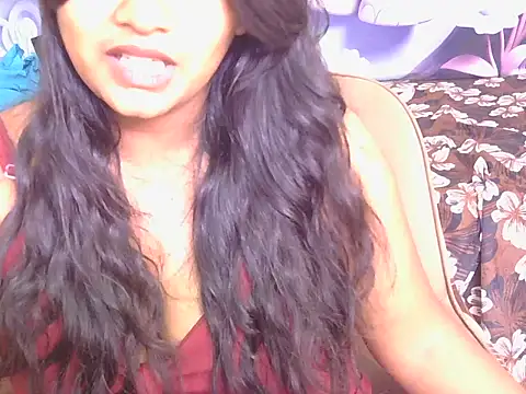 Chat +18 de bold-kiyara ao vivo
