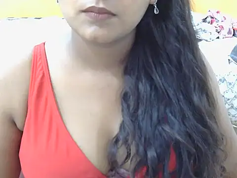 XXX chat uživo modela bold-kiyara