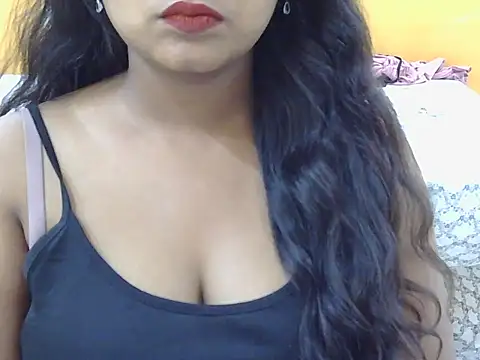 bold-kiyara's Webcam Show