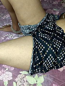 telugu_modal_divya0999's Webcam Show