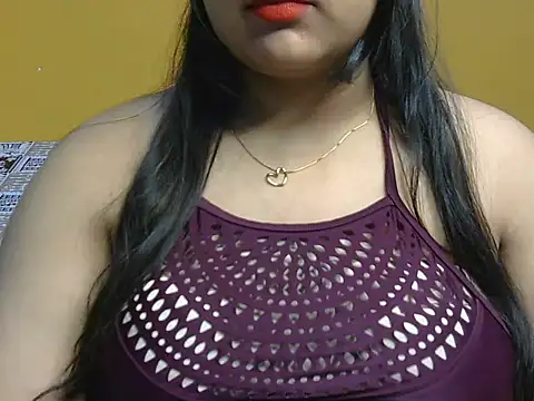 Chat +18 de bold-isha ao vivo