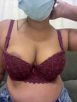 Sexyqueenameliya Adlı Modelin Web Kamerası Şovu