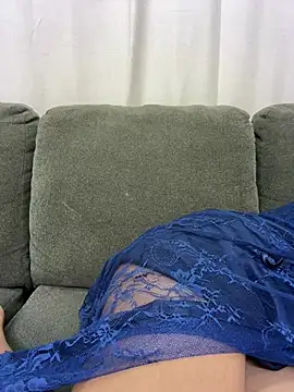 Sexyqueenameliya's Live XXX Chat