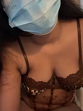 Sexyqueenameliya Adlı Modelin Web Kamerası Şovu