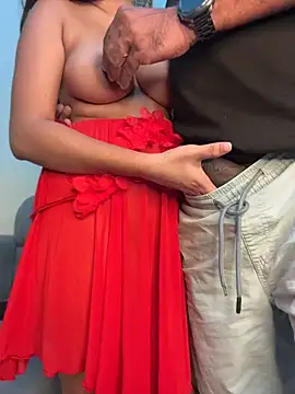 Sexyqueenameliya 现场XXX聊天