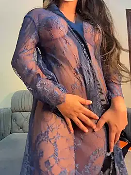 Chat +18 de Sexyqueenameliya ao vivo