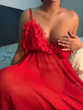 Sexyqueenameliya's Webcam Show