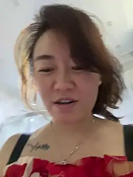 mollymm 网络视讯表演