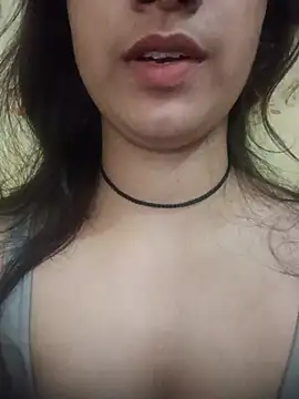 jesica_khan1 élő XXX-chatje