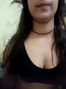 jesica_khan1 Adlı Modelin Canlı XXX Sohbeti
